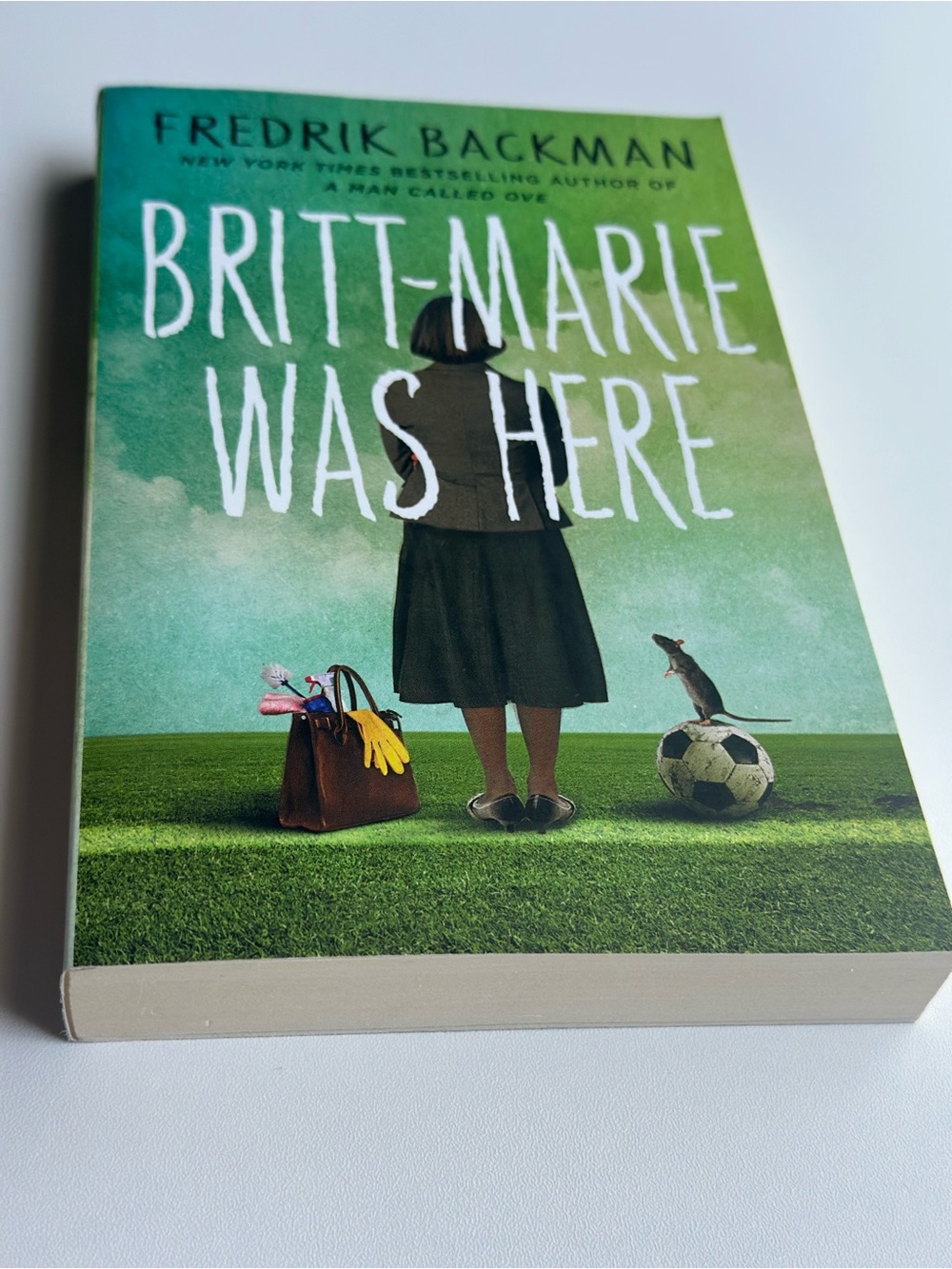 Britt-Marie Was Here by Fredrik Backman | Literary Fiction | Paperback Book - Picture 4 of 9